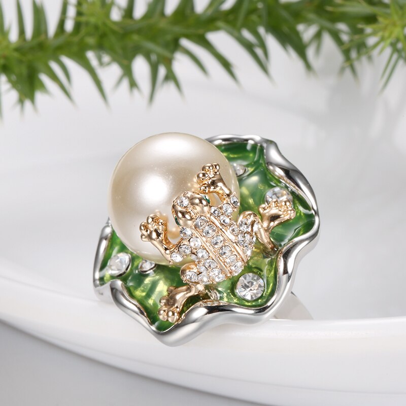 Kinel Hot Animal Jewelry Frog Rings Fashion Green Enamel Wide Ring For Woman Party Crystal Gold Color Vintage Jewelry 2019 New Kinel Hot Animal Jewelry Frog Rings Fashion Green Enamel Wide Ring For Woman Party Crystal Gold Color Vintage Jewelry 2019 New