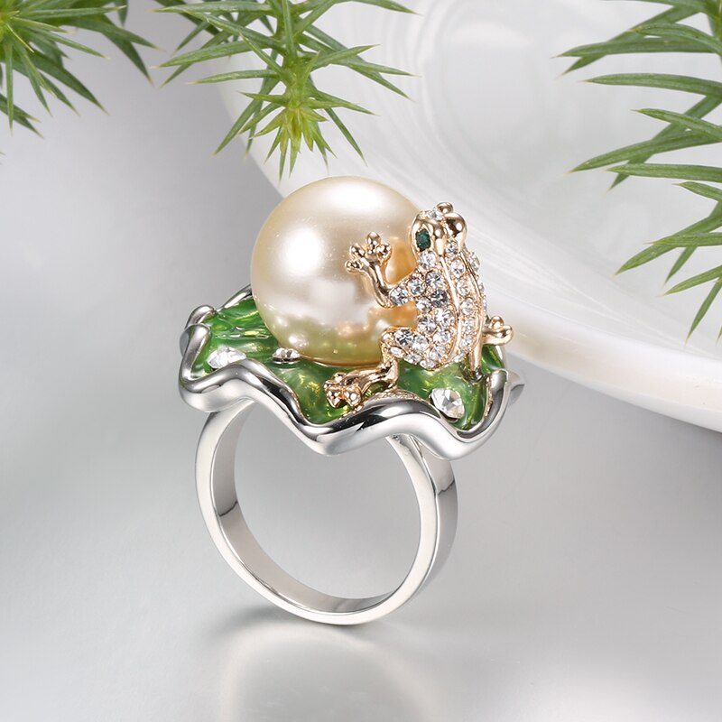 Kinel Hot Animal Jewelry Frog Rings Fashion Green Enamel Wide Ring For Woman Party Crystal Gold Color Vintage Jewelry 2019 New Kinel Hot Animal Jewelry Frog Rings Fashion Green Enamel Wide Ring For Woman Party Crystal Gold Color Vintage Jewelry 2019 New